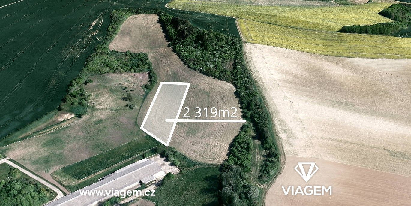 Prodej pole 1 195 m²
