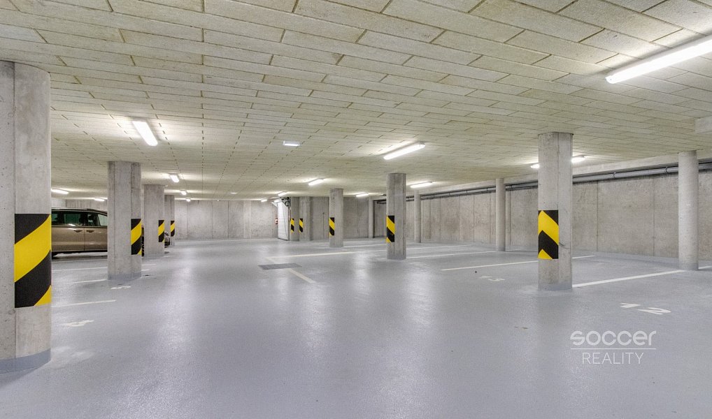 Prodej garážového stání 16 m2, ulice Kbelská, Praha 14-Hloubětín., Praha – náhled fotky 2