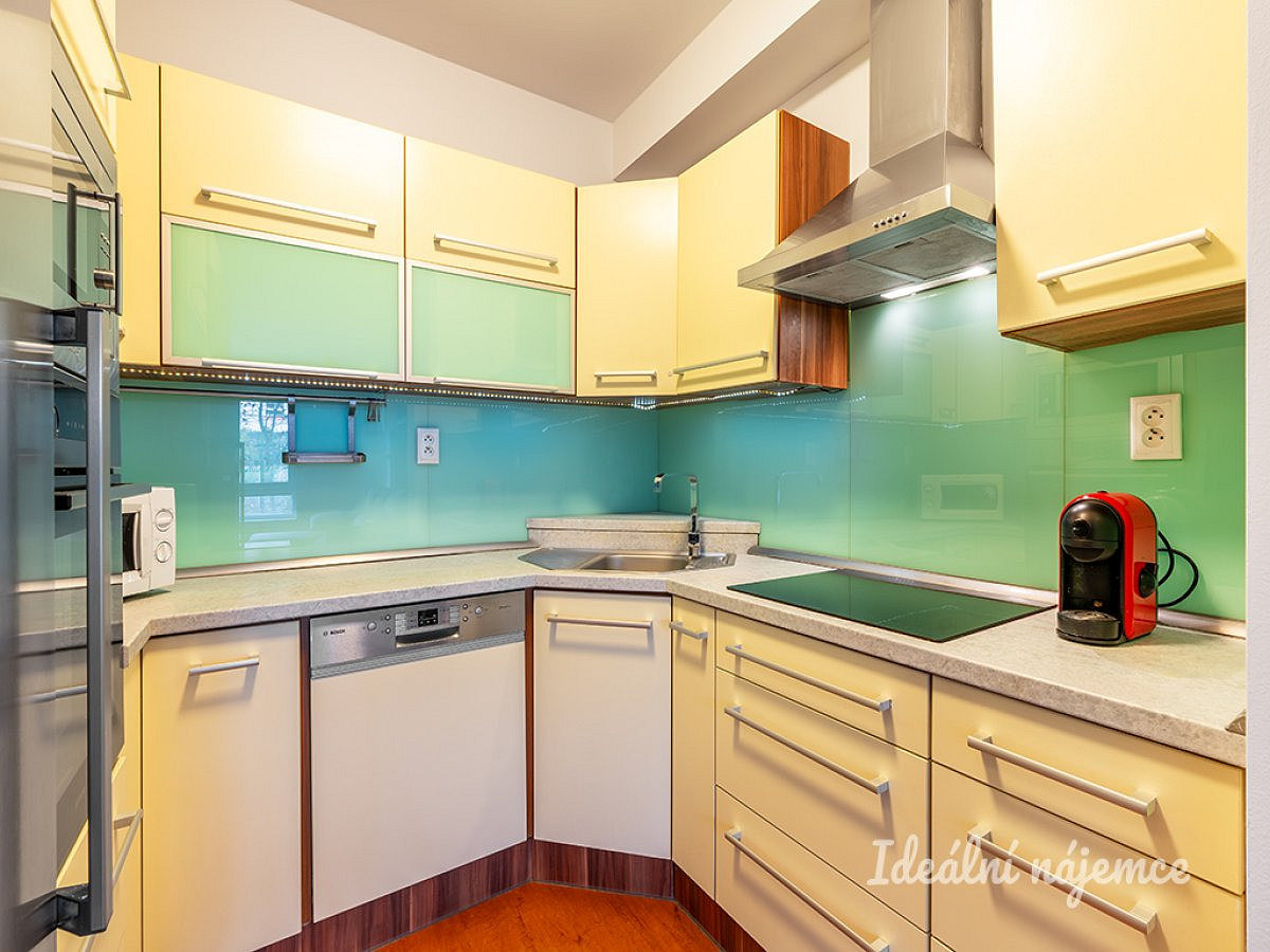 Pronájem bytu 2+kk 60 m² – fotografie 4