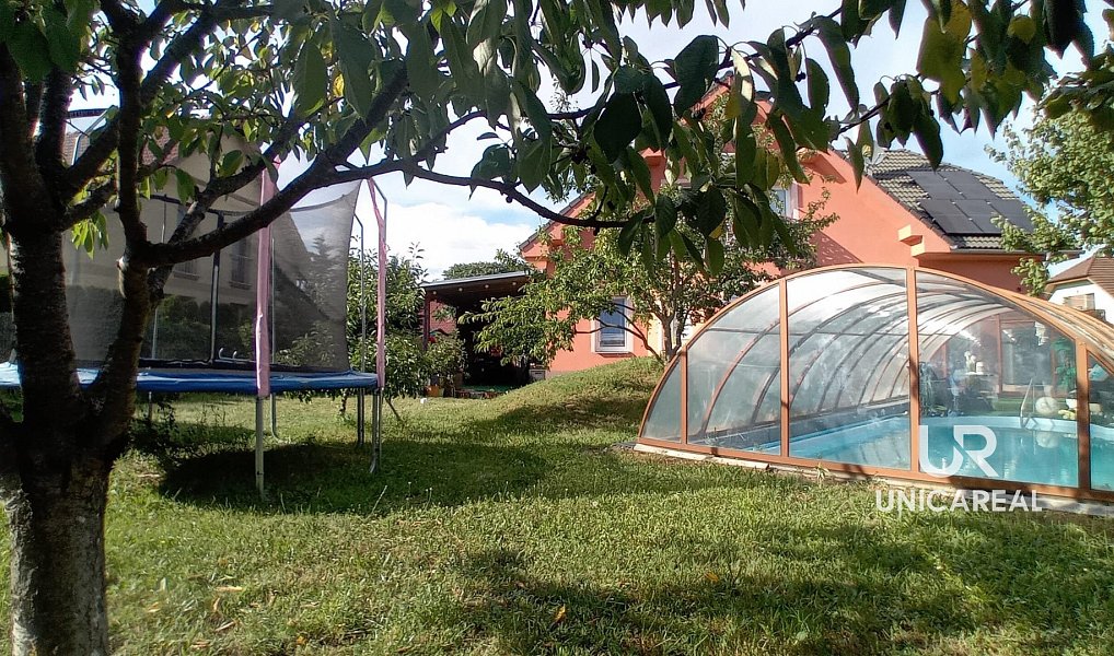 Prodej domu 233 m² s pozemkem 651 m², Božice – náhled fotky 40