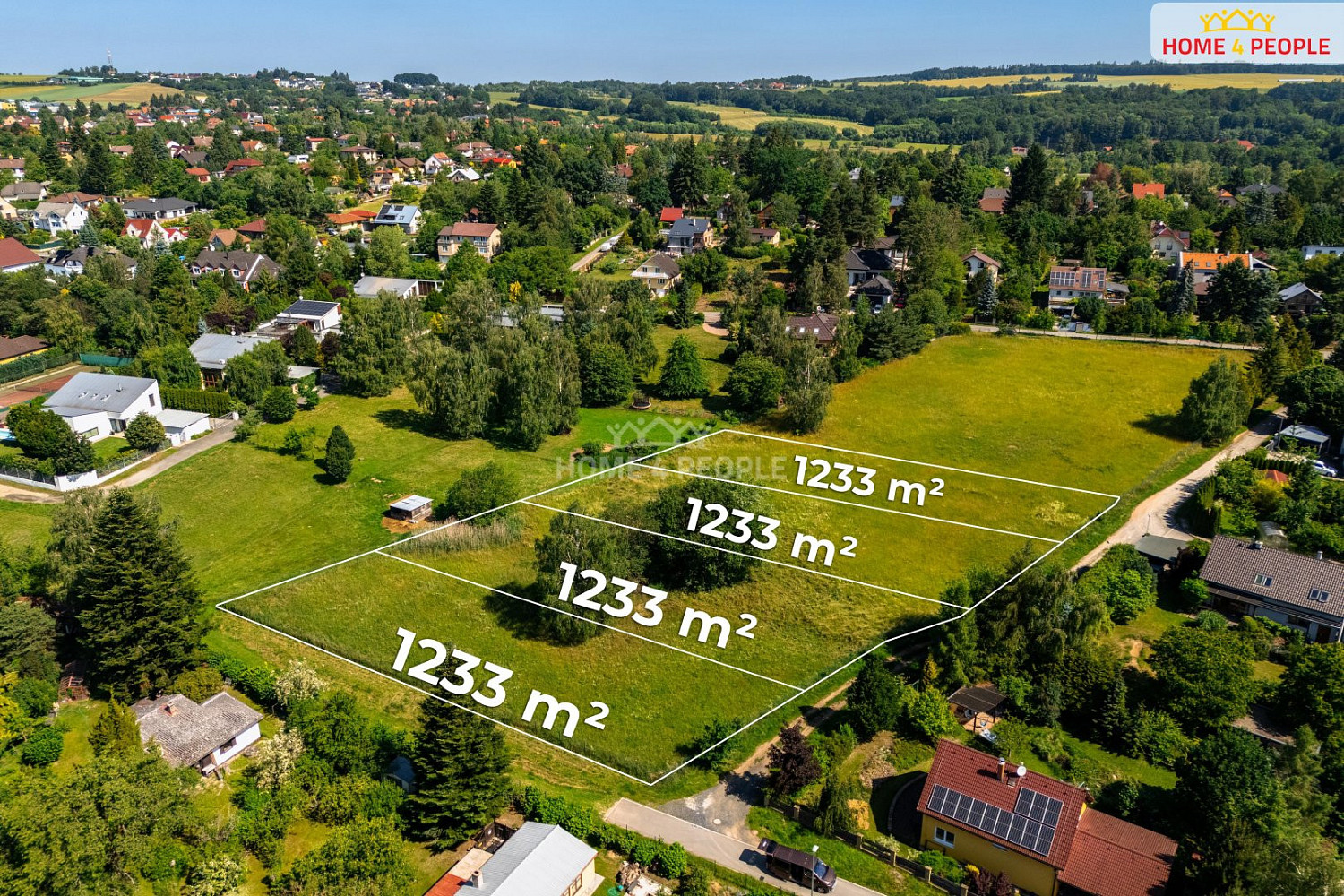 Prodej stavebního pozemku 2 466 m² – fotografie 3