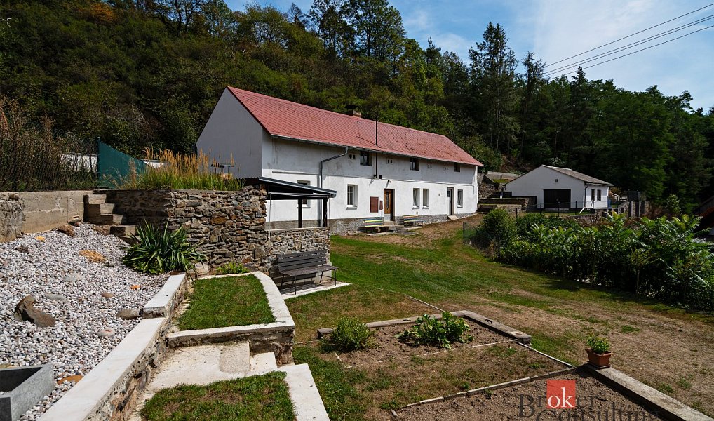 Prodej domu 140 m² s pozemkem 1 232 m², Dolní Bělá – náhled fotky 2