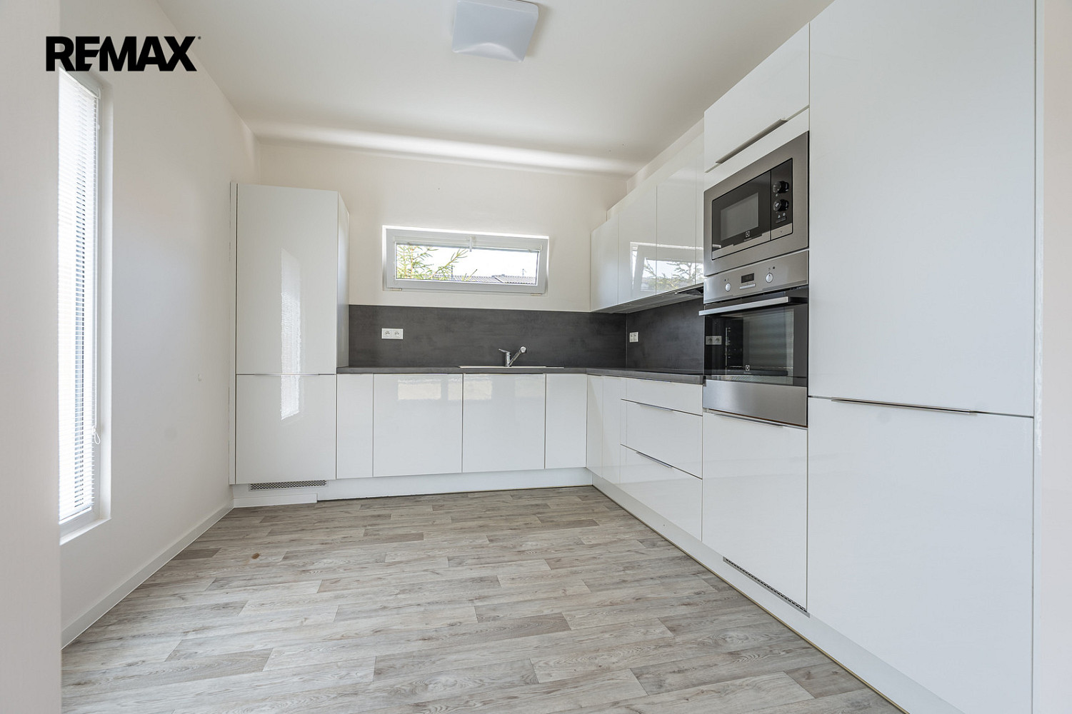 Pronájem domu 96 m² s pozemkem 314 m² — photo 2