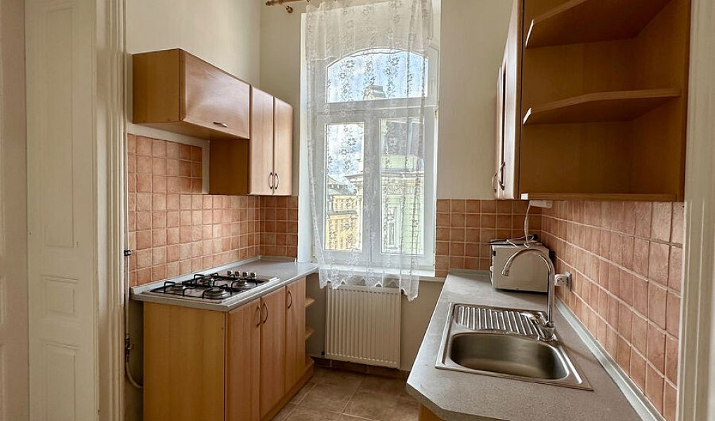 Pronájem bytu 2+1 74 m², Karlovy Vary – náhled fotky 8