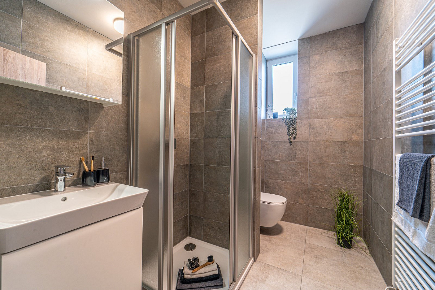 Pronájem bytu 1+kk 33 m² – fotografie 3