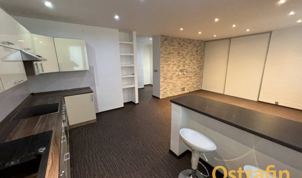 Pronájem bytu 2+kk 56 m², Ostrava – náhled fotky 3