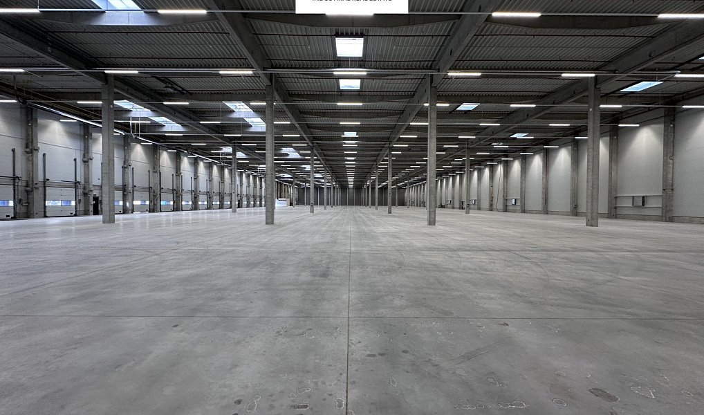 Pronájem výrobních prostor 4 000 m², Pardubice – náhled fotky 13