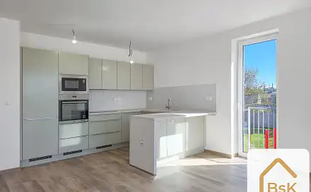 Pronájem bytu 2+kk 65 m²