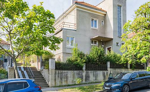 Prodej domu 233 m² s pozemkem 557 m², Kpt. Jaroše, Mělník