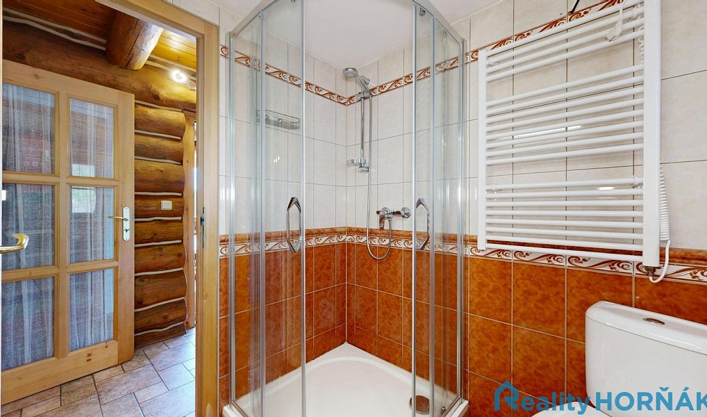 Prodej ubytovacího objektu 293 m², Hluboká nad Vltavou – náhled fotky 50