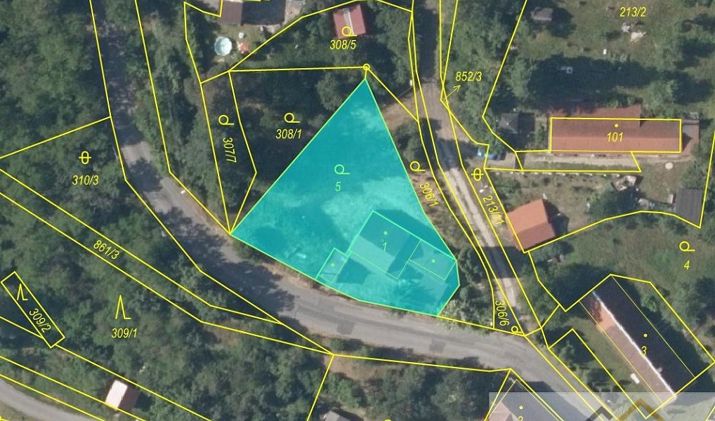 Prodej domu 135 m² s pozemkem 1 090 m², Městečko – náhled fotky 32
