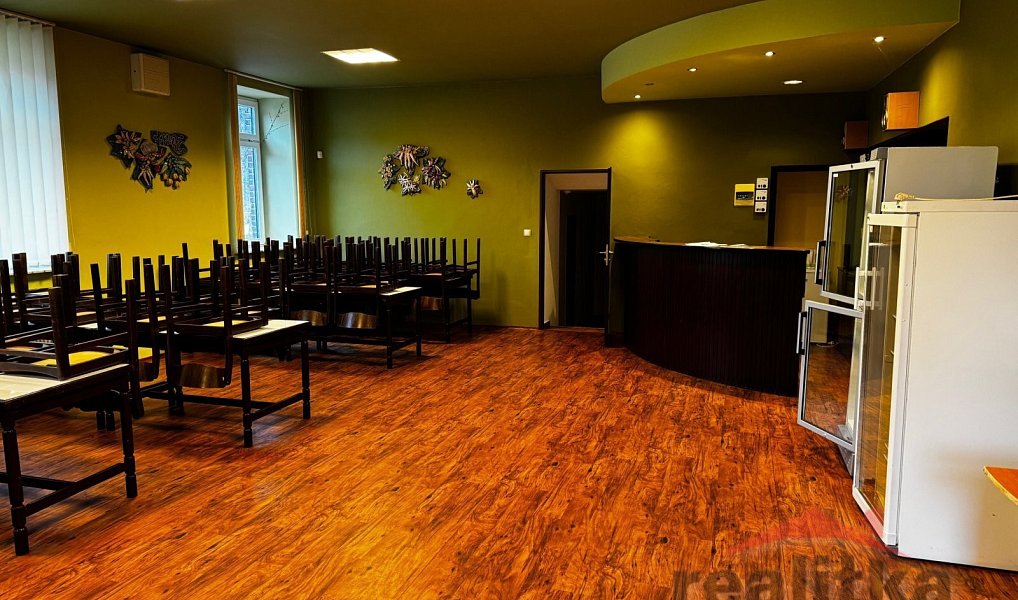 Prodej restaurace 1 221 m², Stěbořice – náhled fotky 6
