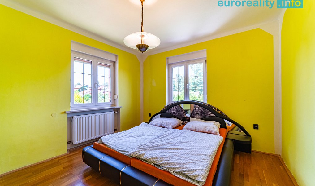 Pronájem domu 210 m² s pozemkem 1 068 m², Aš – náhled fotky 23