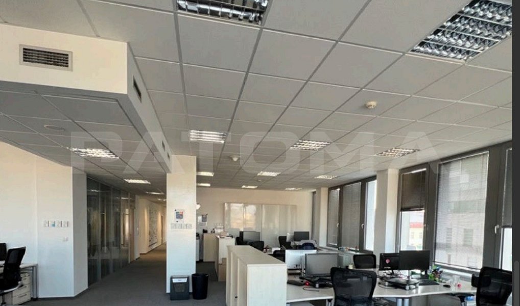Pronájem kanceláře 430 m², Praha – náhled fotky 5