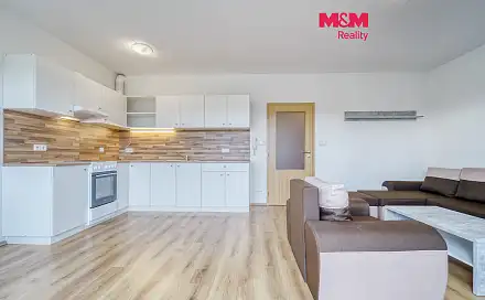 Pronájem bytu 1+kk 38 m²