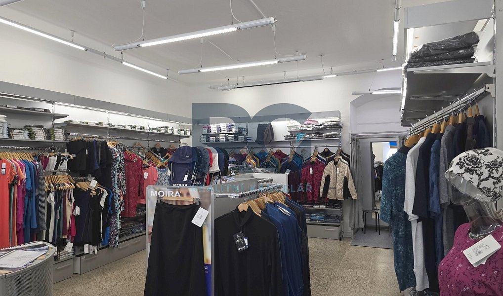 Pronájem obchodních prostor 50 m², Písek – náhled fotky 3