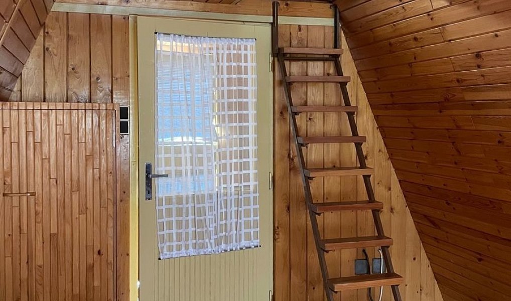 Prodej chaty/chalupy 40 m² s pozemkem 571 m², Uherský Brod – náhled fotky 8