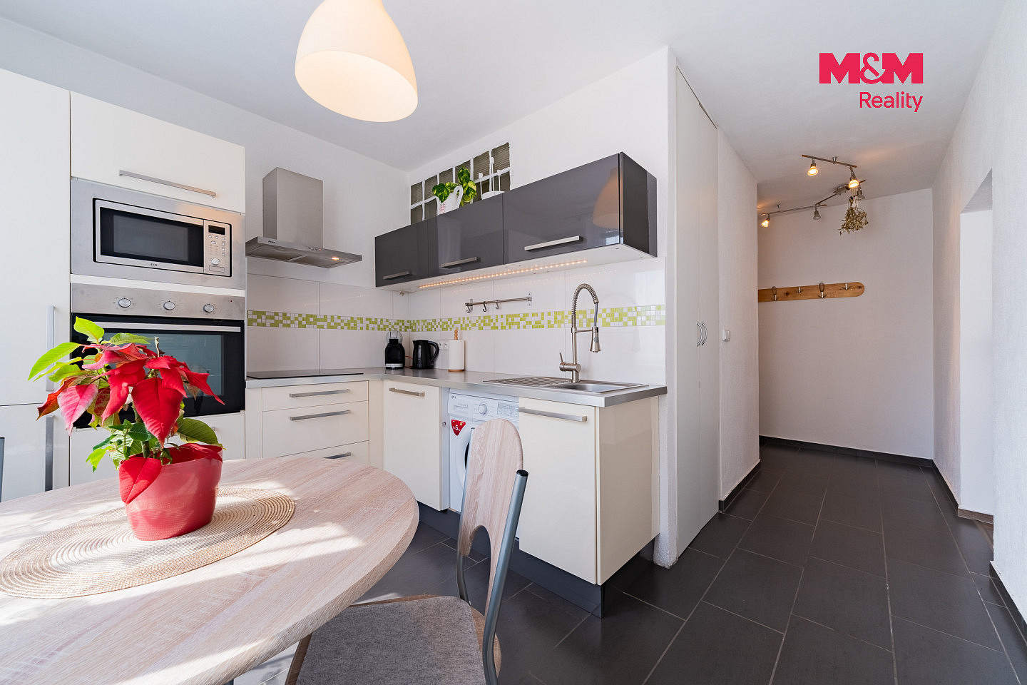 Prodej bytu 2+1 51 m² – fotografie 2