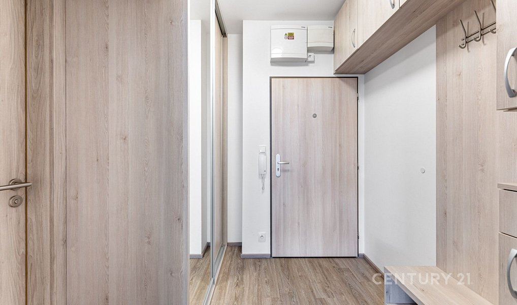 Prodej bytu 1+kk 38 m², Praha – náhled fotky 12