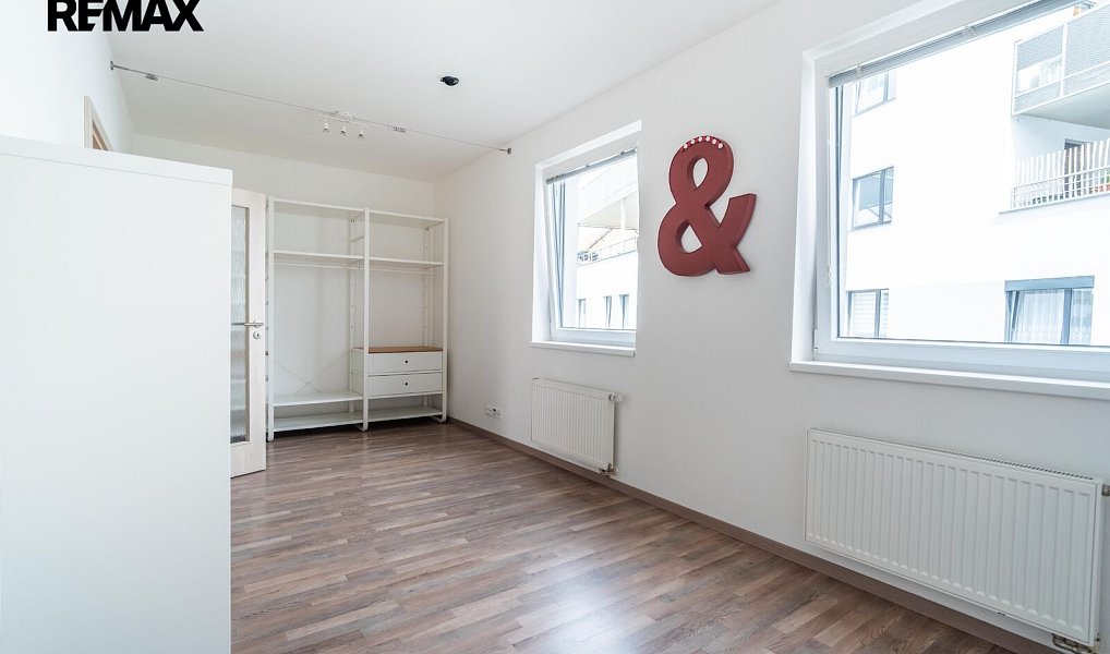 Pronájem bytu 2+kk 53 m², Praha – náhled fotky 7