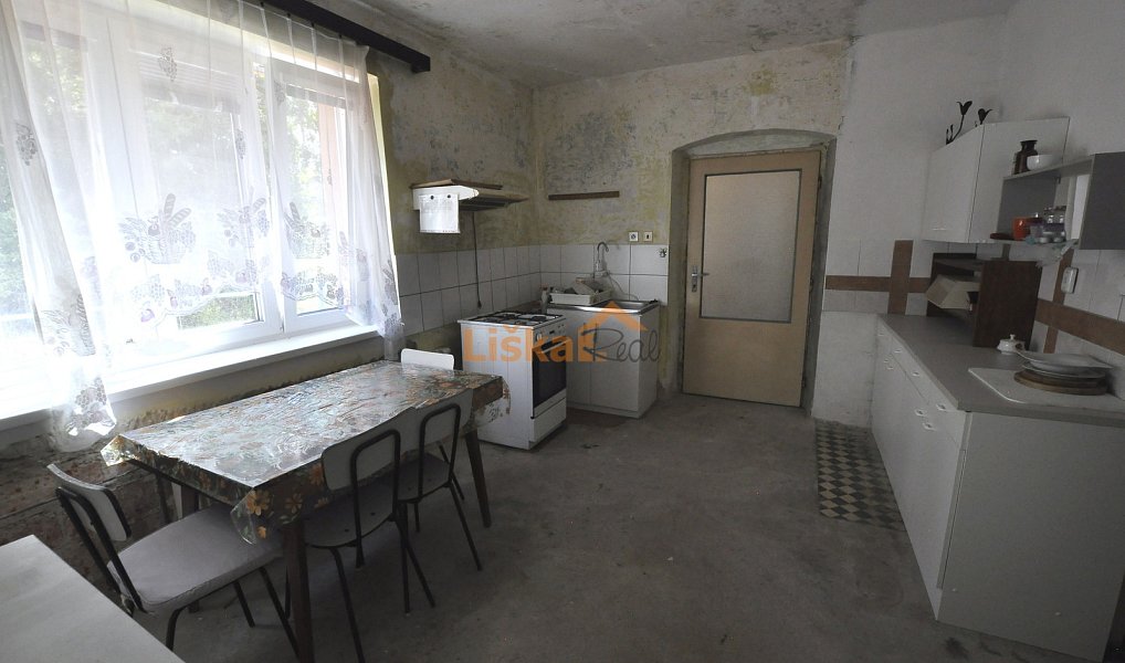 Prodej domu 182 m² s pozemkem 745 m², Staré Město – náhled fotky 11