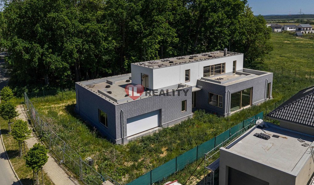 Prodej domu 291 m² s pozemkem 1 049 m², Vysoký Újezd – náhled fotky 2