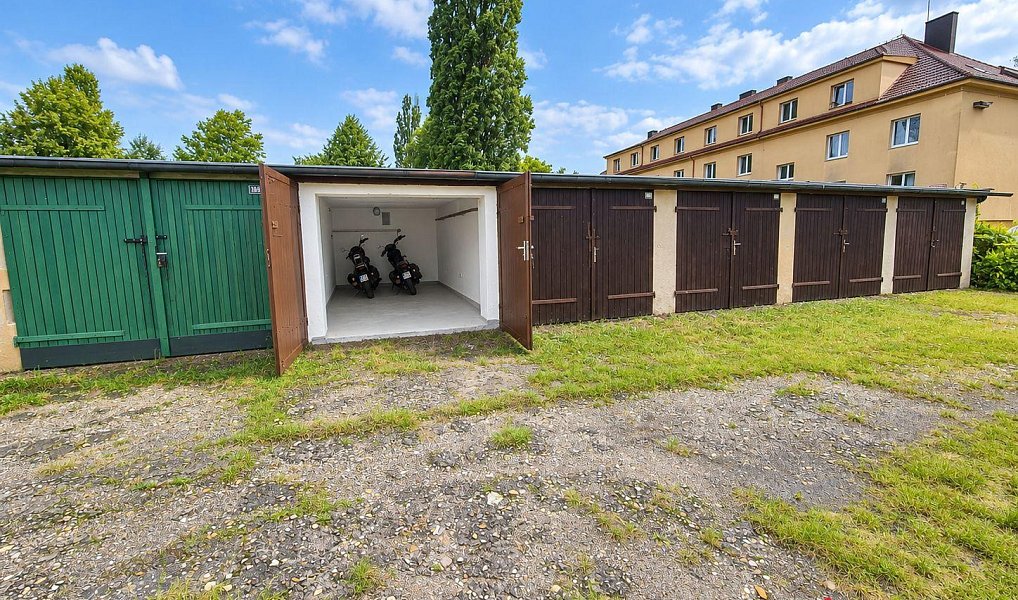 Prodej garáže 18 m2, v garážovém komplexu, Lužanská ulice, Praha 19, Kbely, Praha – náhled fotky 6