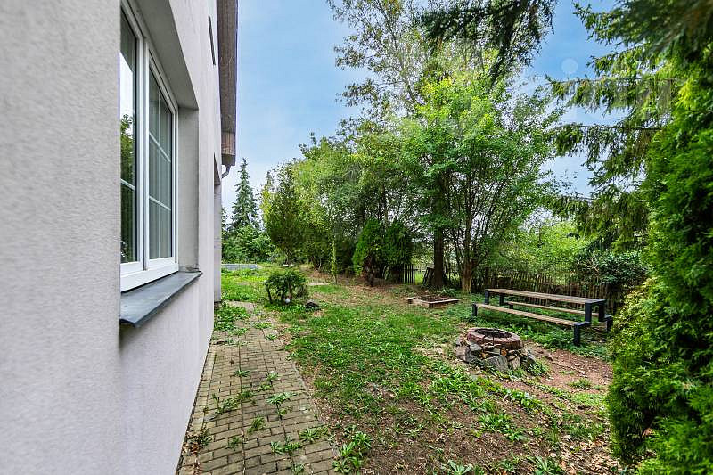 Prodej domu 233 m² s pozemkem 1 063 m² – fotografie 4