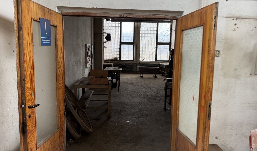 Pronájem skladovacích prostor 410 m², Žatec – náhled fotky 9