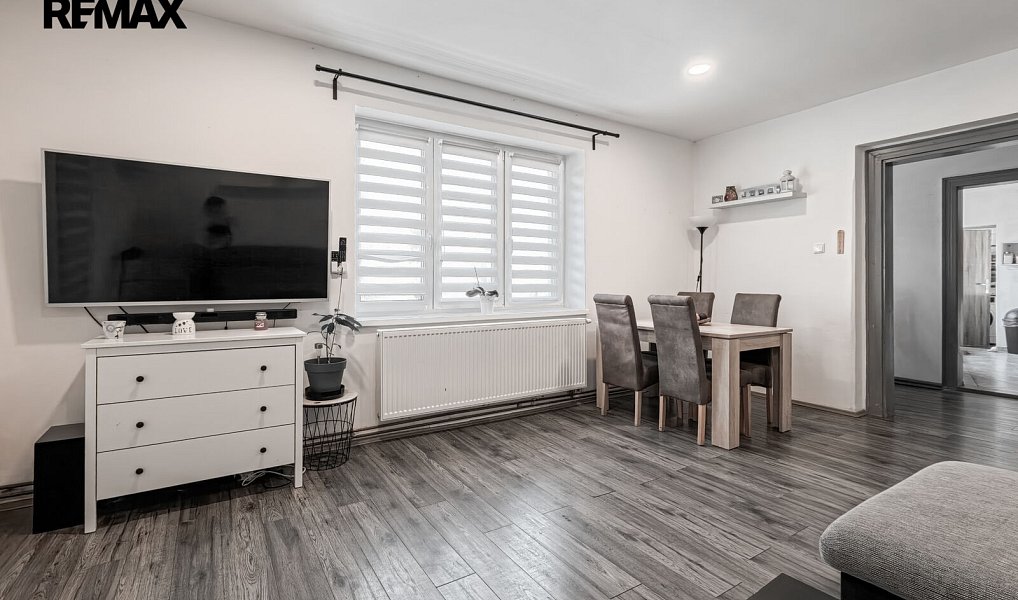 Prodej domu 252 m² s pozemkem 863 m², Krupka – náhled fotky 7