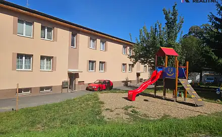 Prodej bytu 3+1 77 m², Letecká, Libčice nad Vltavou, okres Praha-západ