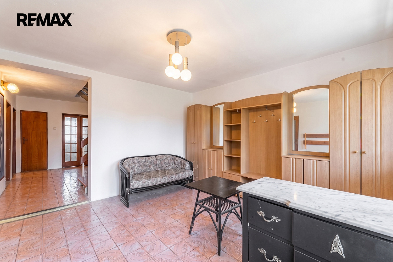 Prodej domu 189 m² s pozemkem 596 m² – pohled 4