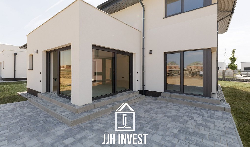 Prodej domu 212 m² s pozemkem 821 m², Vysoký Újezd – náhled fotky 4
