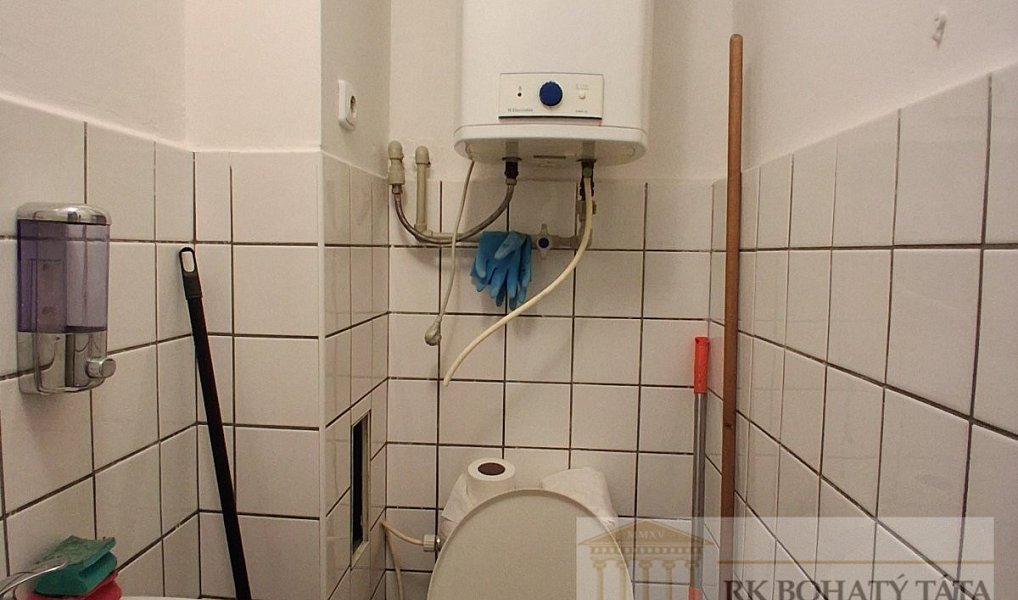 Pronájem bytu 2+kk 26 m², Praha – náhled fotky 8