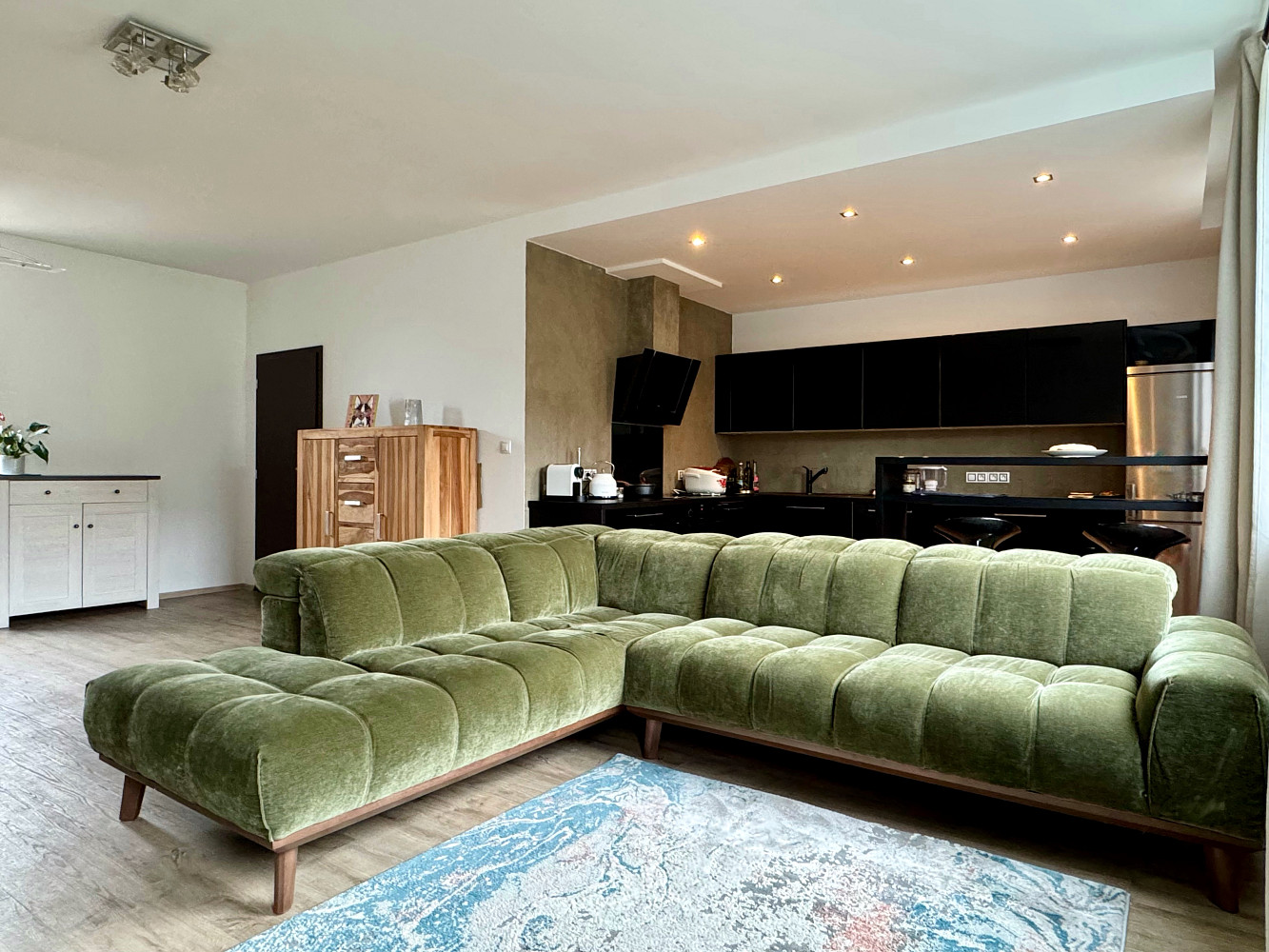 Pronájem bytu 3+kk 94 m² — photo 2
