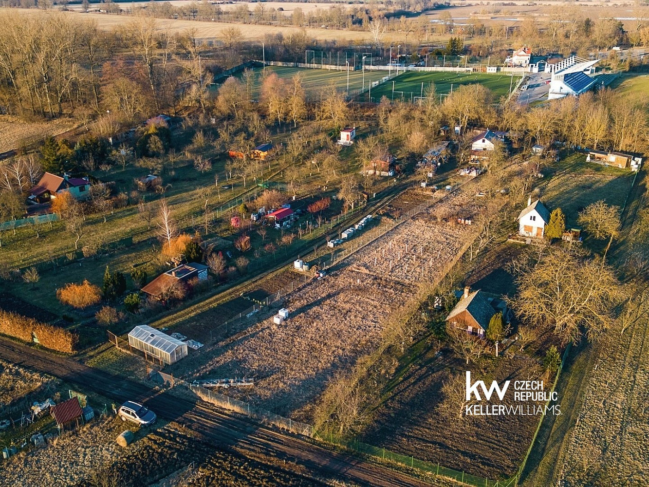 Prodej stavebního pozemku 2 268 m² – fotografie 3
