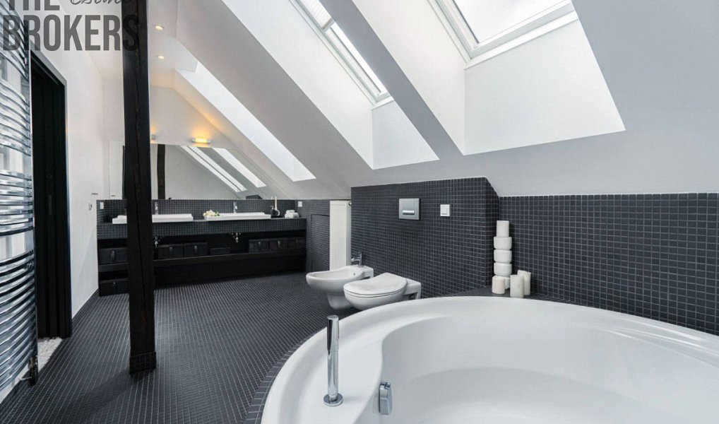 Pronájem bytu 4+kk 170 m², Praha – náhled fotky 14