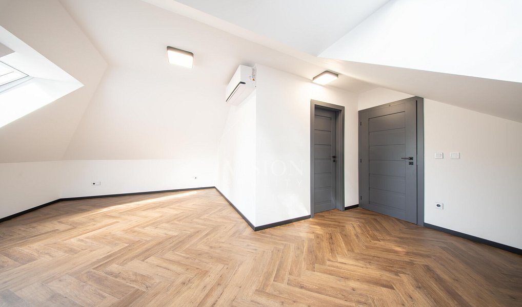 Prodej domu 272 m² s pozemkem 1 091 m², Kamenice – náhled fotky 33