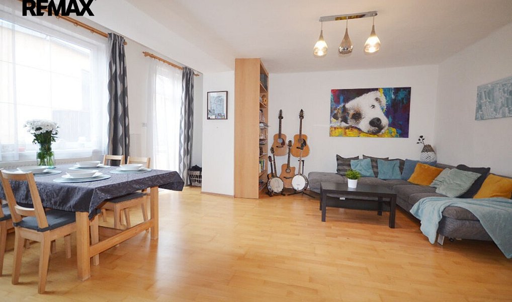 Prodej domu 200 m² s pozemkem 280 m², Slaný – náhled fotky 4