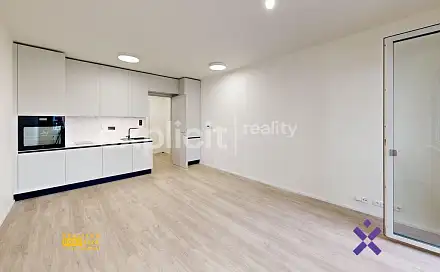 Pronájem bytu 1+kk 33 m², Nad Stráněmi, Zlín