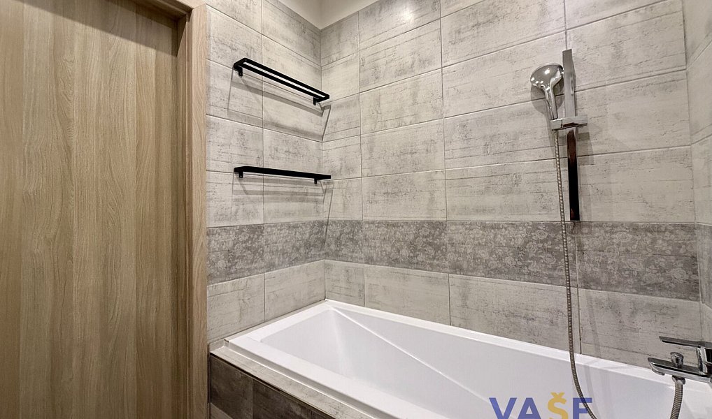 Pronájem bytu 3+1 72 m², Uničov – náhled fotky 13