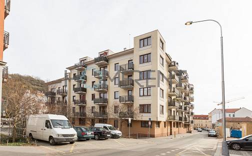 Pronájem garážového stání 13m2 - Na Neklance - Praha 5 - Smíchov, Na Neklance, Praha 5 - Smíchov