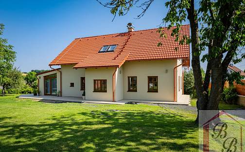 Prodej domu 160 m² s pozemkem 1 286 m², Svijanský Újezd, okres Liberec