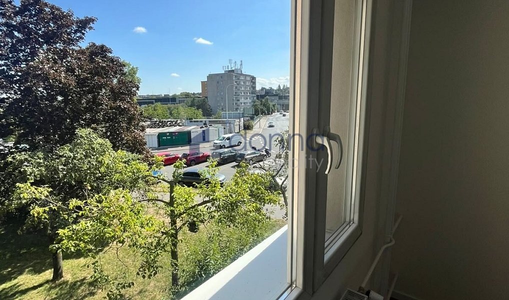 Pronájem bytu 2+kk 48 m², Praha – náhled fotky 12