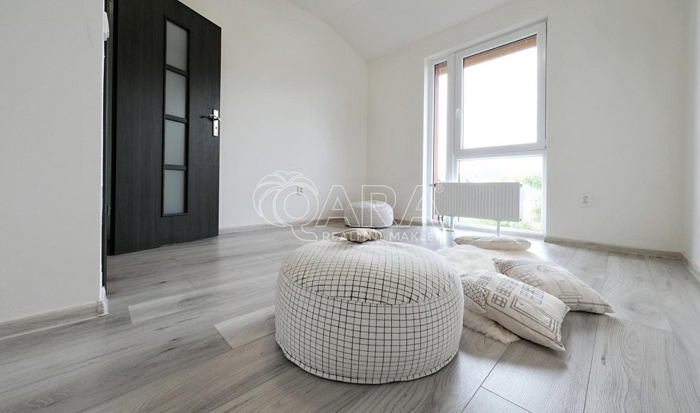 Pronájem domu 124 m² s pozemkem 76 m², Nelahozeves – náhled fotky 13