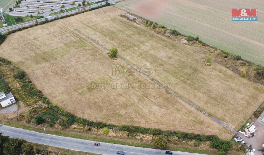 Pronájem pozemku 50 000 m², Hradec Králové – náhled fotky 2