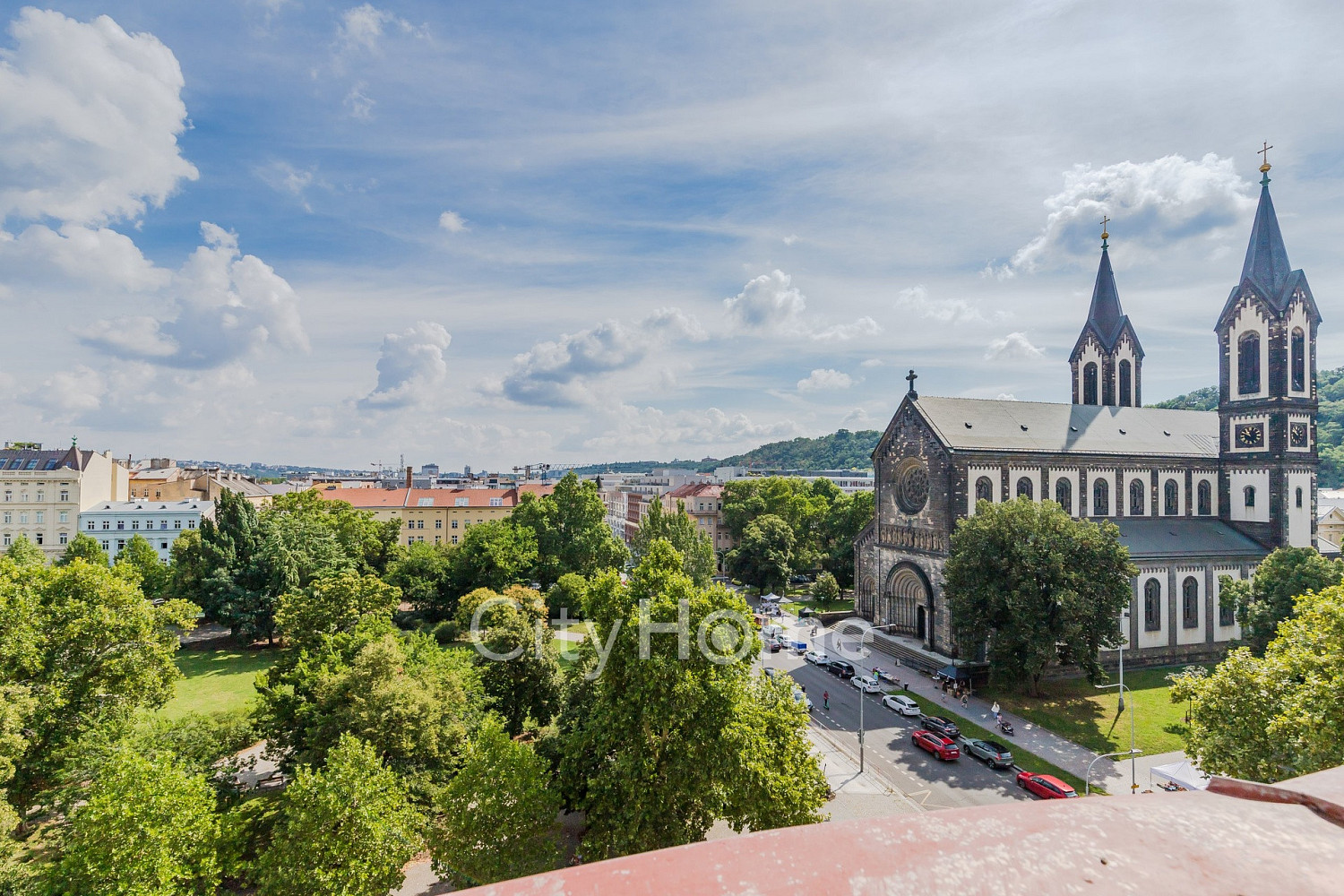 Prodej komerčního objektu (jiného typu) 450 m² — photo 2