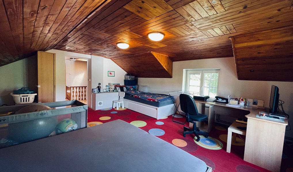 Prodej domu 130 m² s pozemkem 1 063 m², Čtveřín – náhled fotky 32