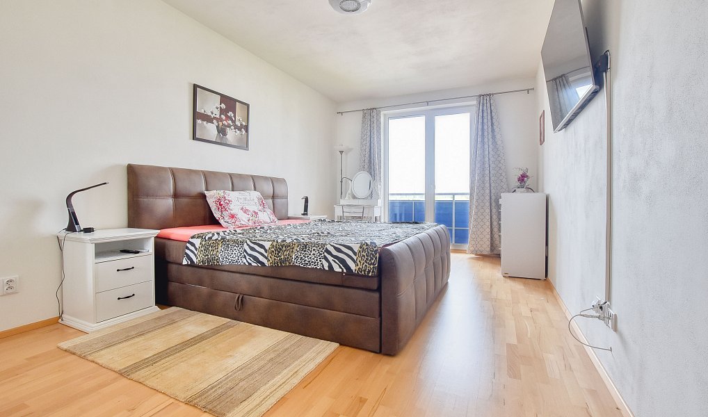 Prodej bytu 2+kk 62 m², Poděbrady – náhled fotky 2