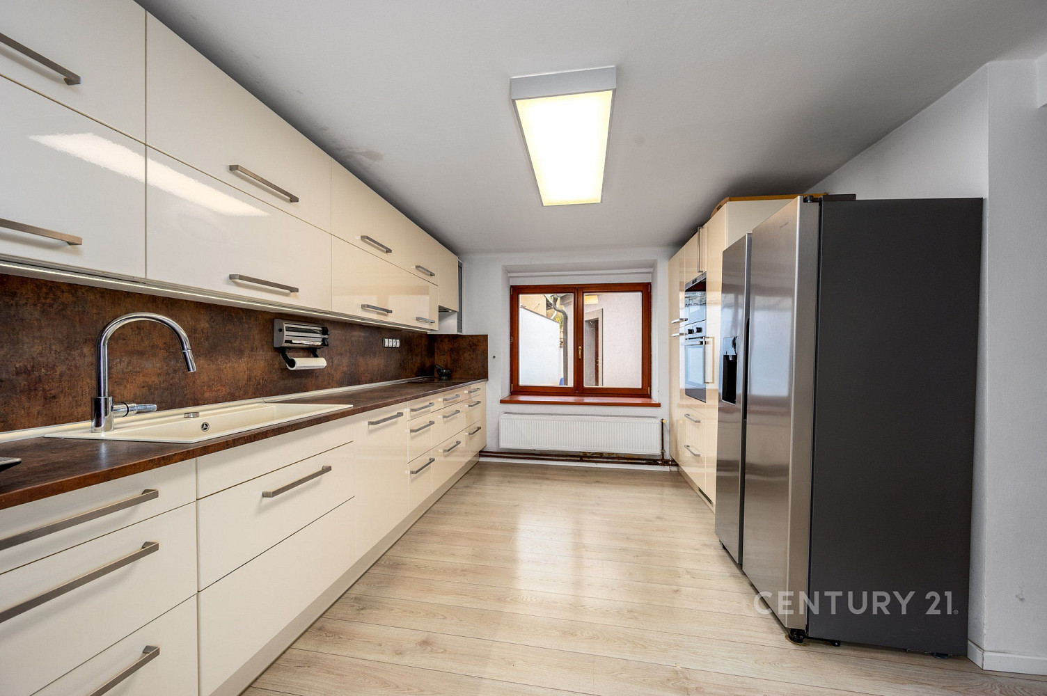 Prodej domu 231 m² s pozemkem 584 m² — photo 3